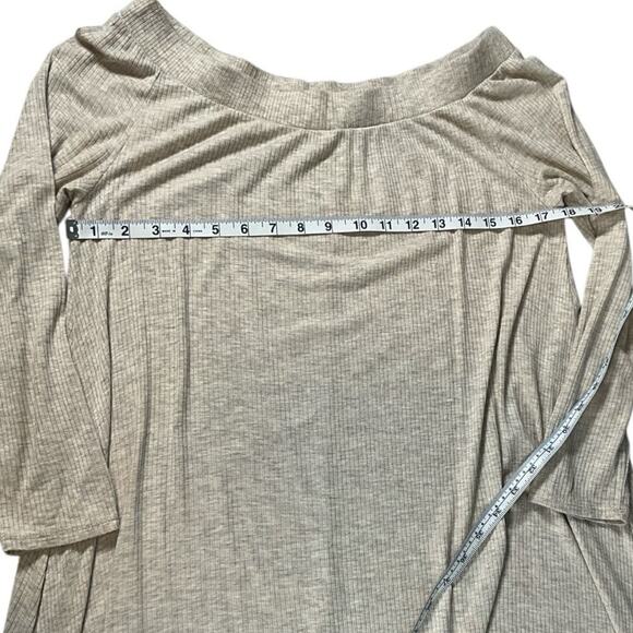 Red by BKE Size Small Light Tan Long Sleeve Tunic Off the Shoulder Top Rayon - Picture 6 of 10